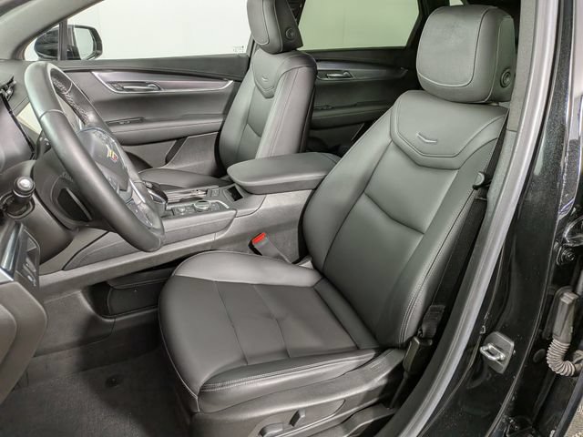 Used 2023 Cadillac XT5 Luxury w/ LPO, Floor Liner Package AWD/4WD image 15