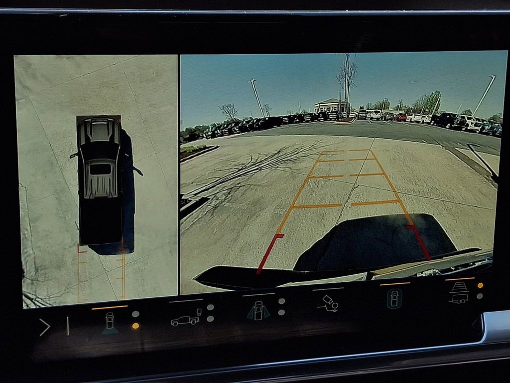 Used 2024 Chevrolet Silverado 2500 High Country w/ High Country Premium Package image 18