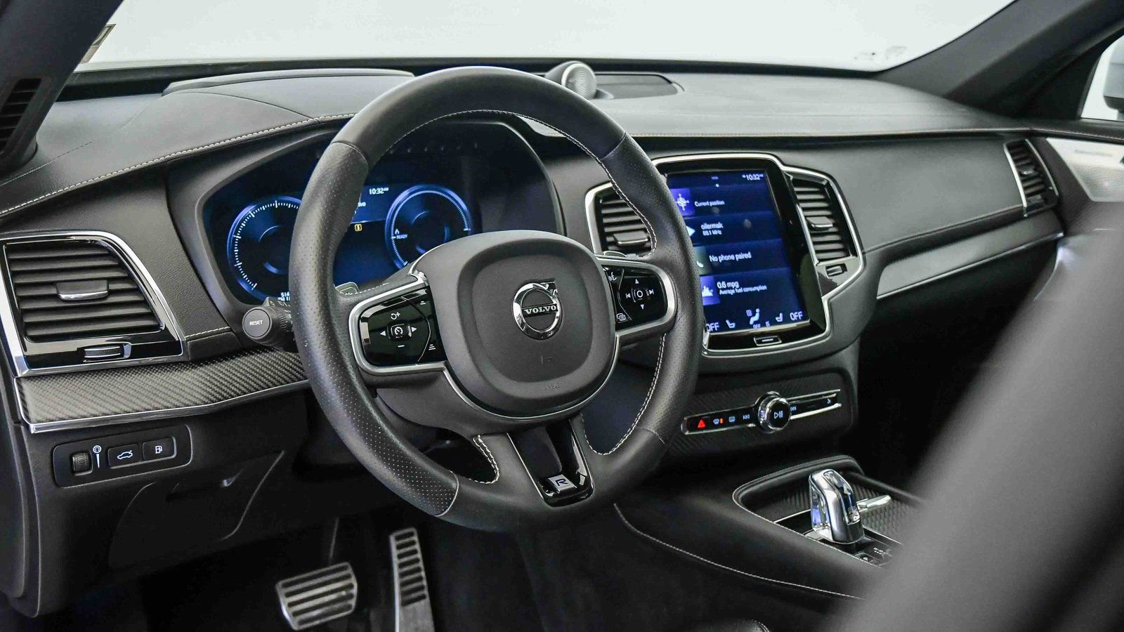 Used 2019 Volvo XC90 T8 R-Design w/ Advanced Package image 24