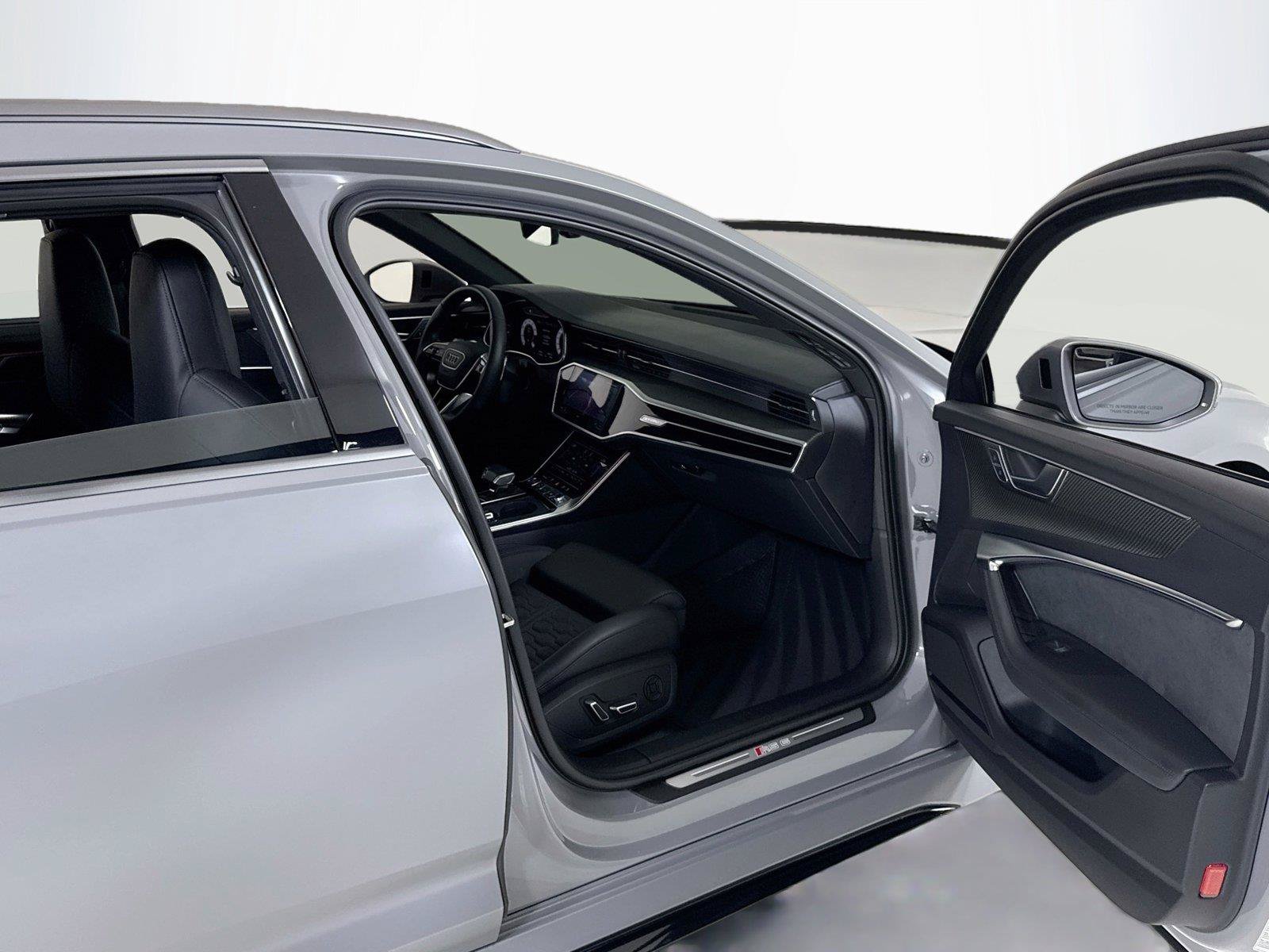 Used 2024 Audi RS 6 performance AWD/4WD image 33