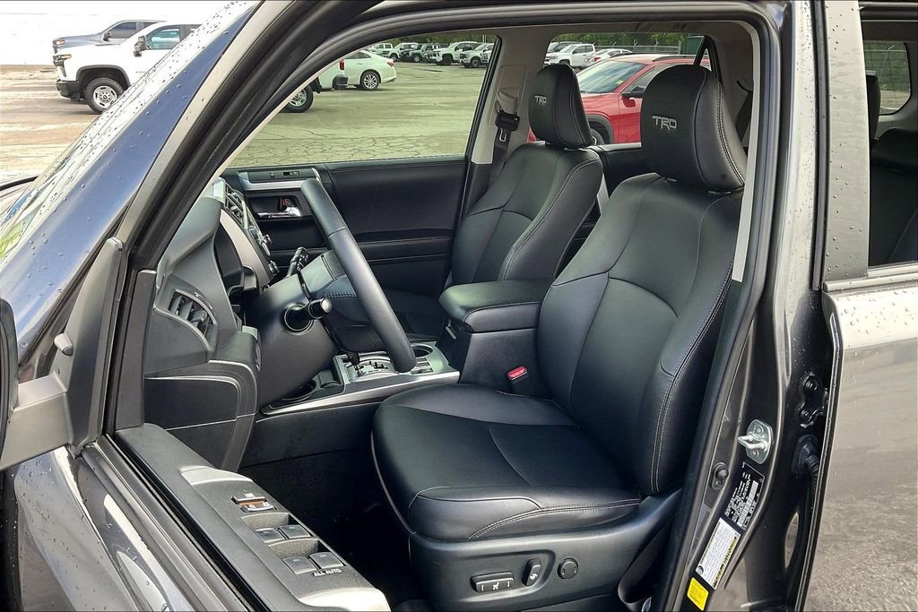 Used 2023 Toyota 4Runner TRD Sport AWD/4WD image 27