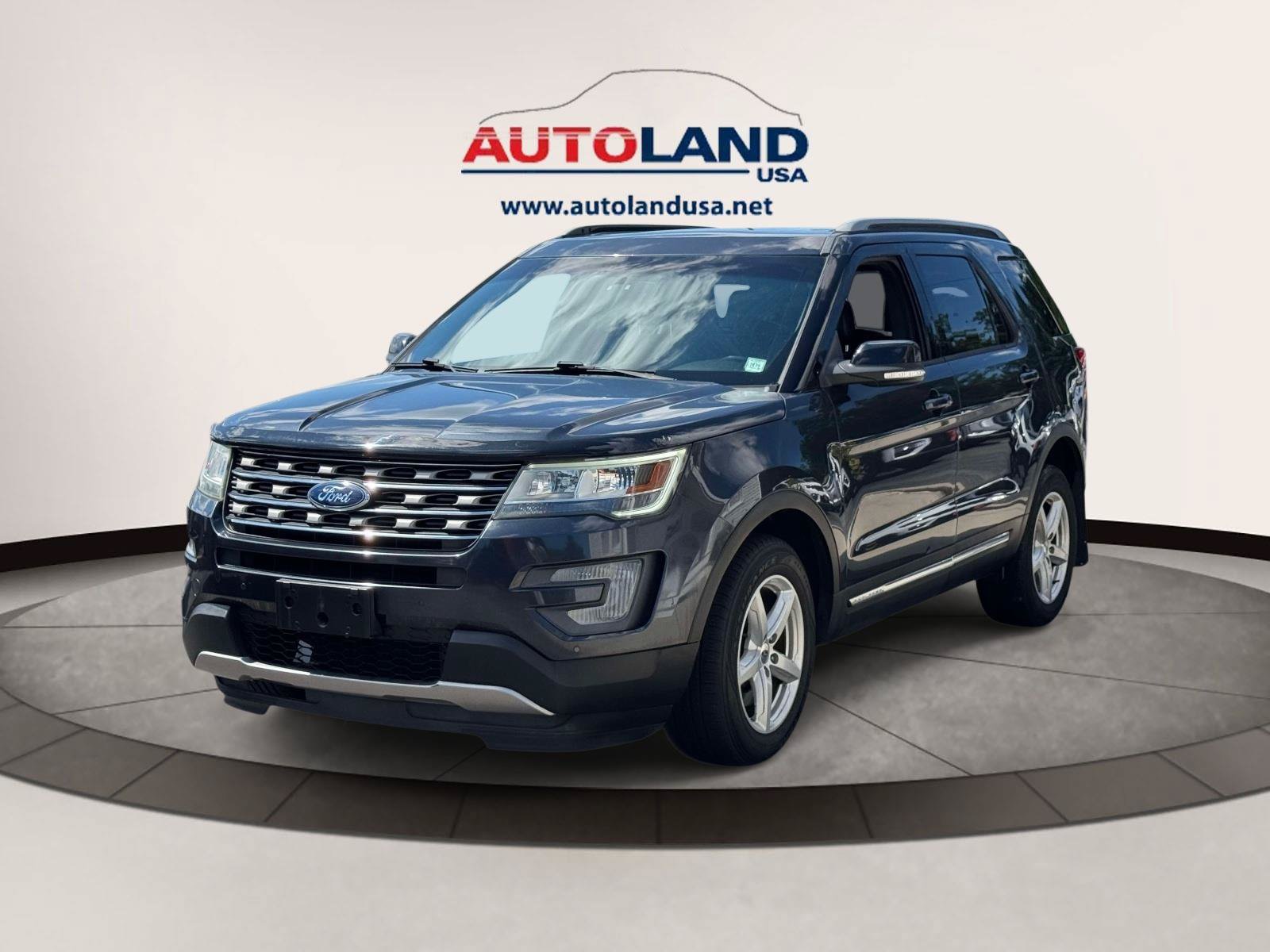 Used 2017 Ford Explorer XLT w/ Equipment Group 202A