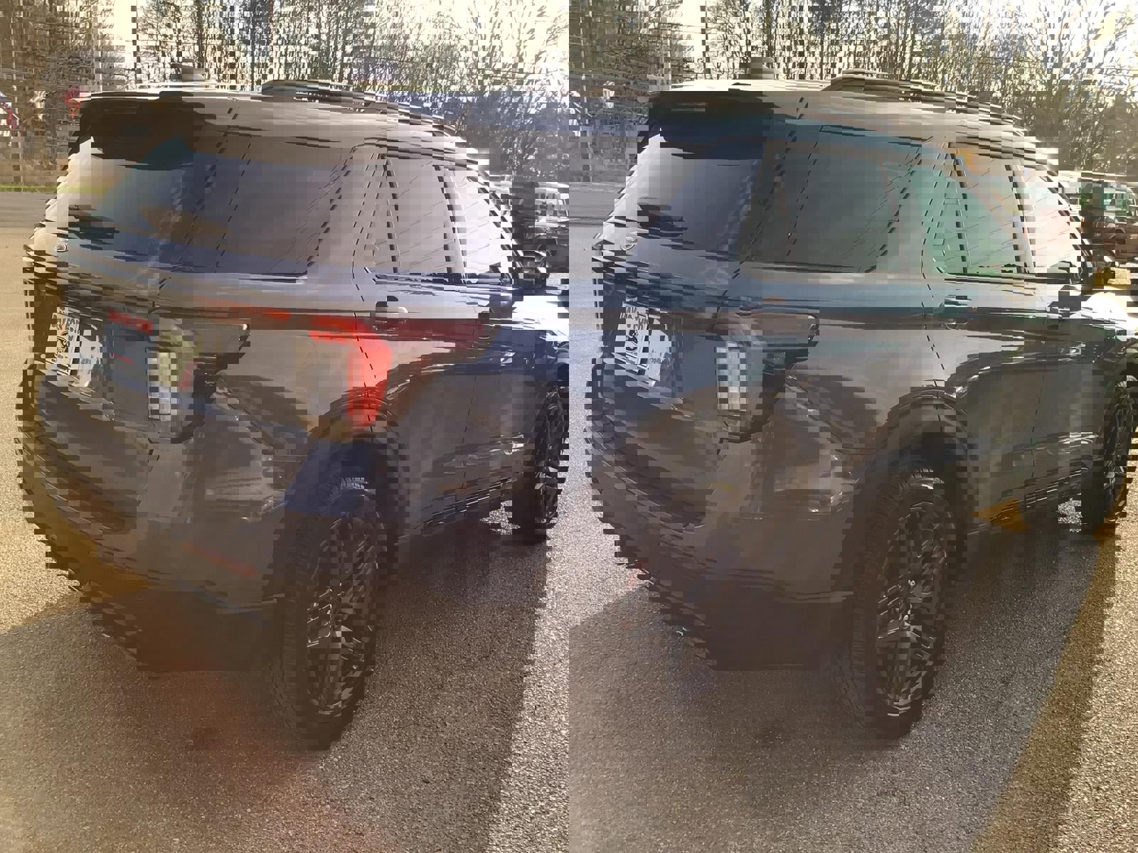 New 2026 Ford Explorer ST-Line w/ ST-Line Street Pack image 8