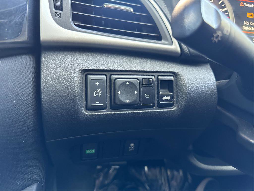 Used 2019 Nissan Sentra SV image 29