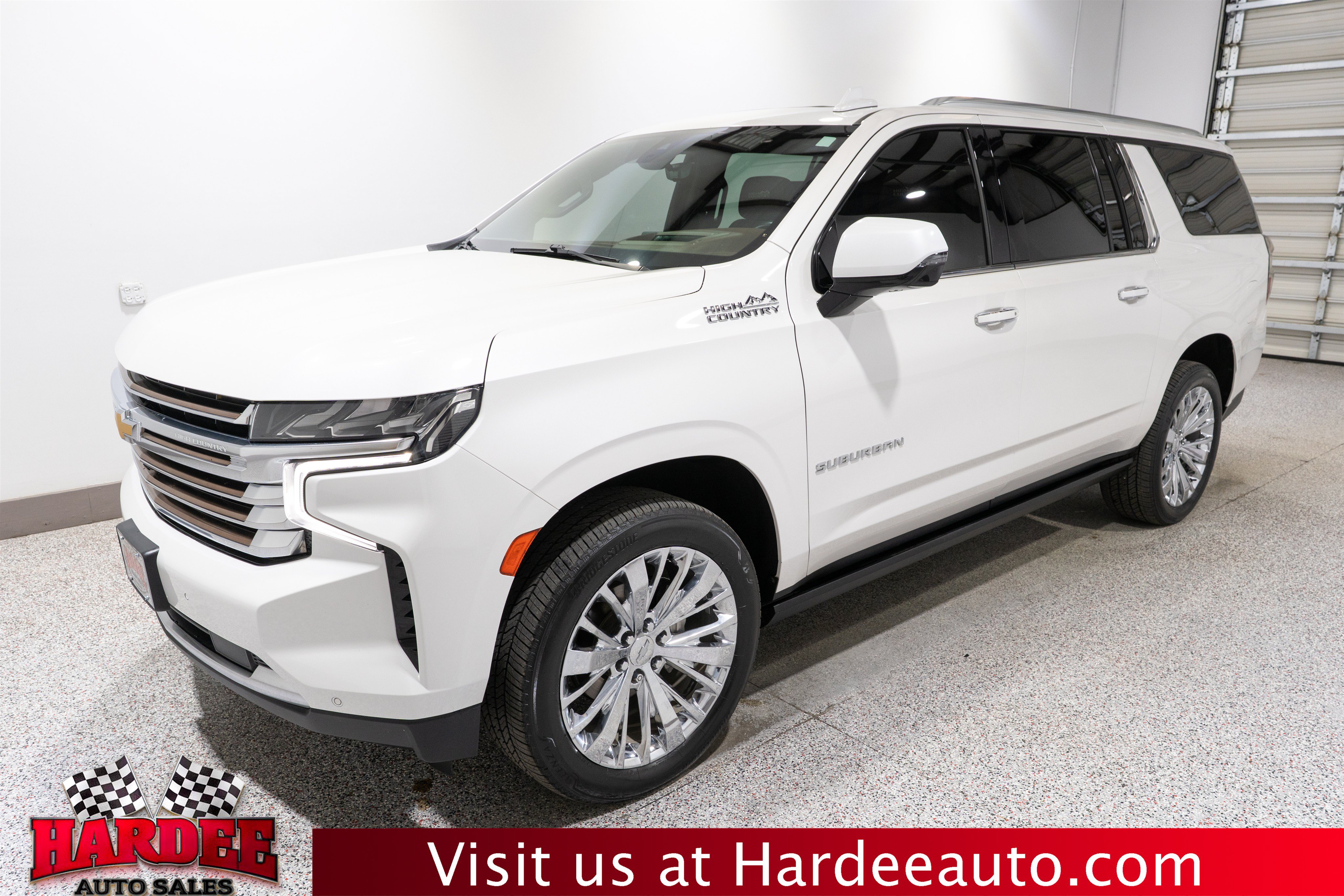 Used 2021 Chevrolet Suburban High Country w/ Premium Package AWD/4WD image 2