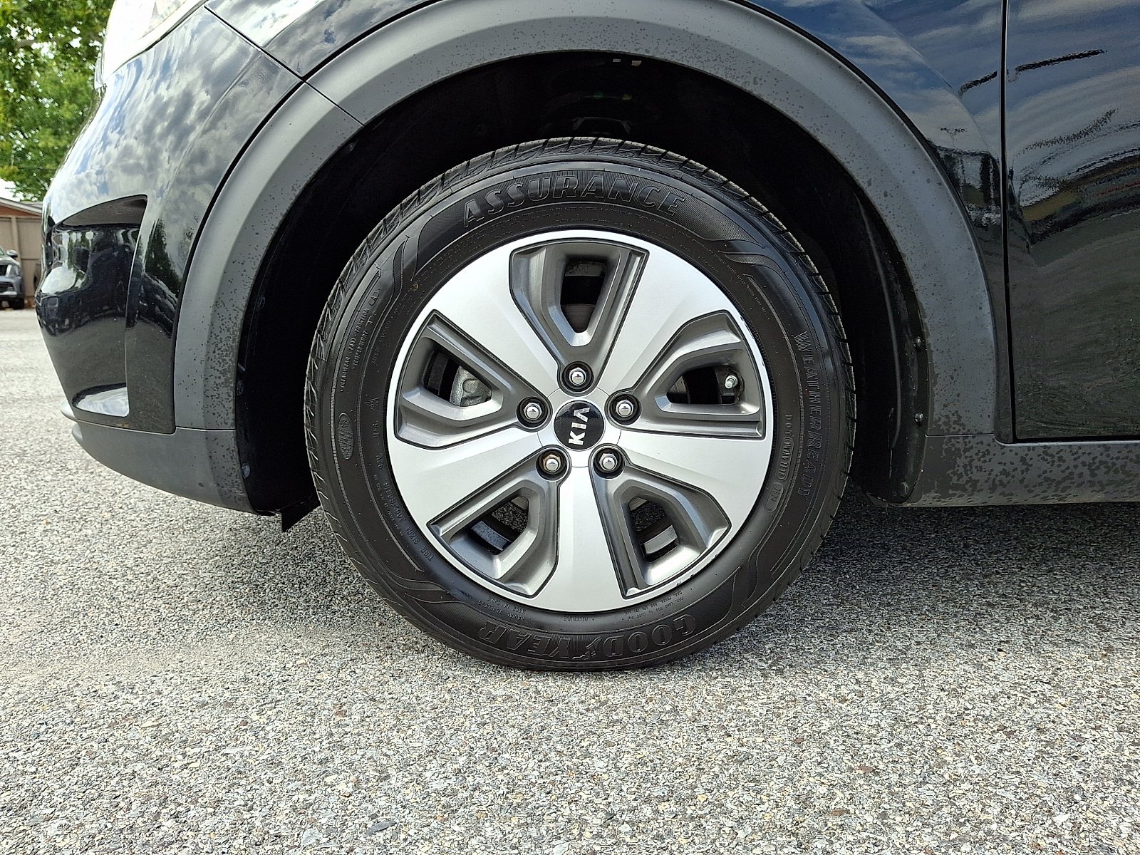 Used 2019 Kia Niro FE FWD image 9