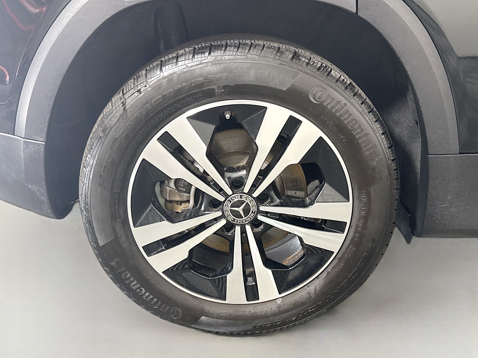 Used 2025 Mercedes-Benz GLB 250 image 33