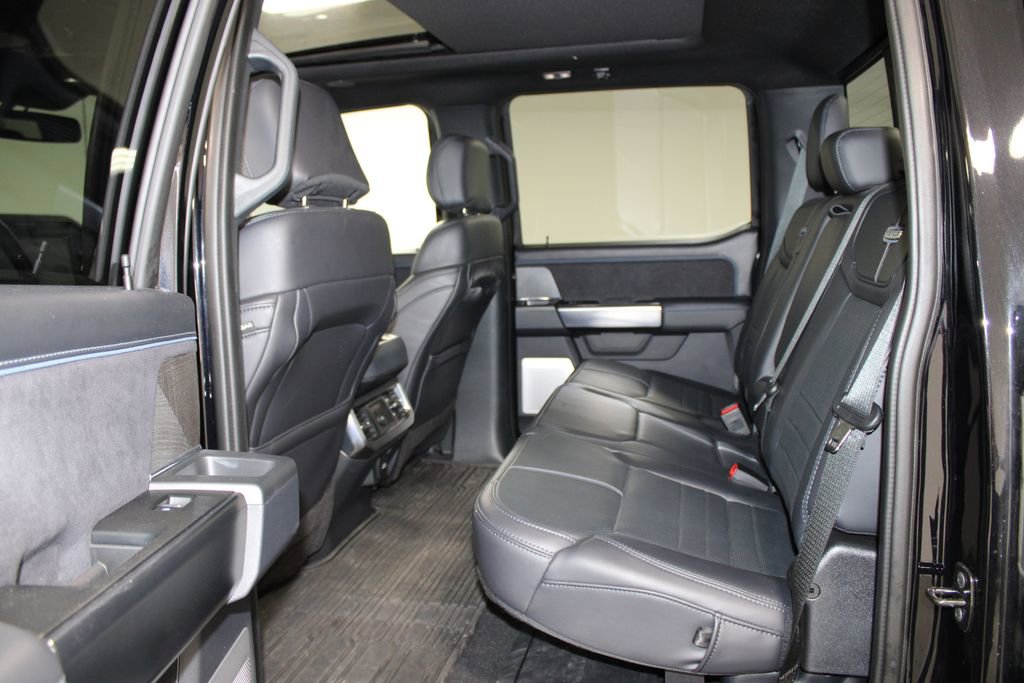 Used 2025 Ford F350 Platinum image 22