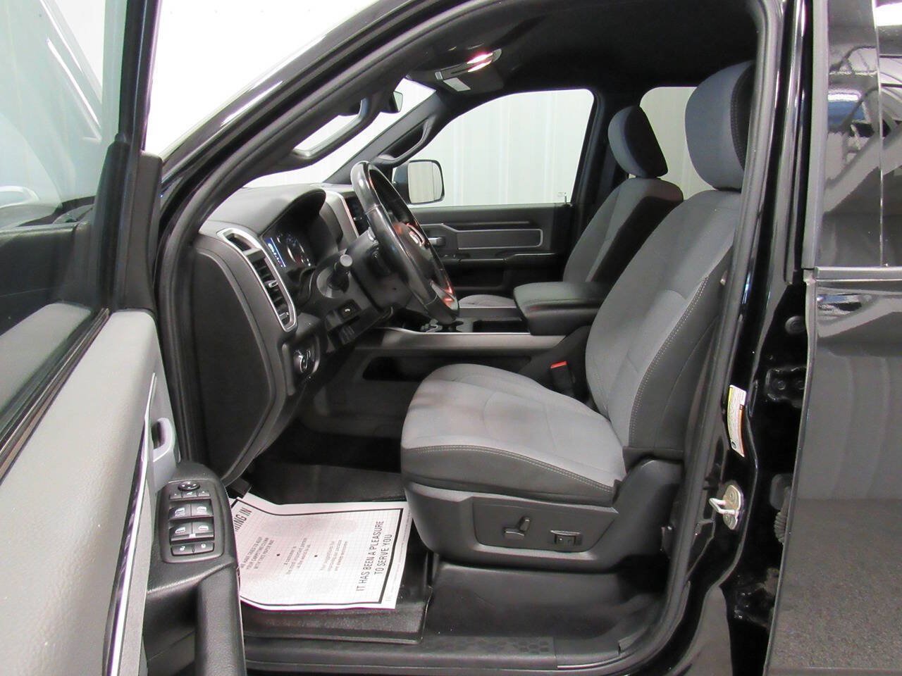 Used 2021 RAM 2500 Big Horn w/ Level 1 Equipment Group AWD/4WD image 34