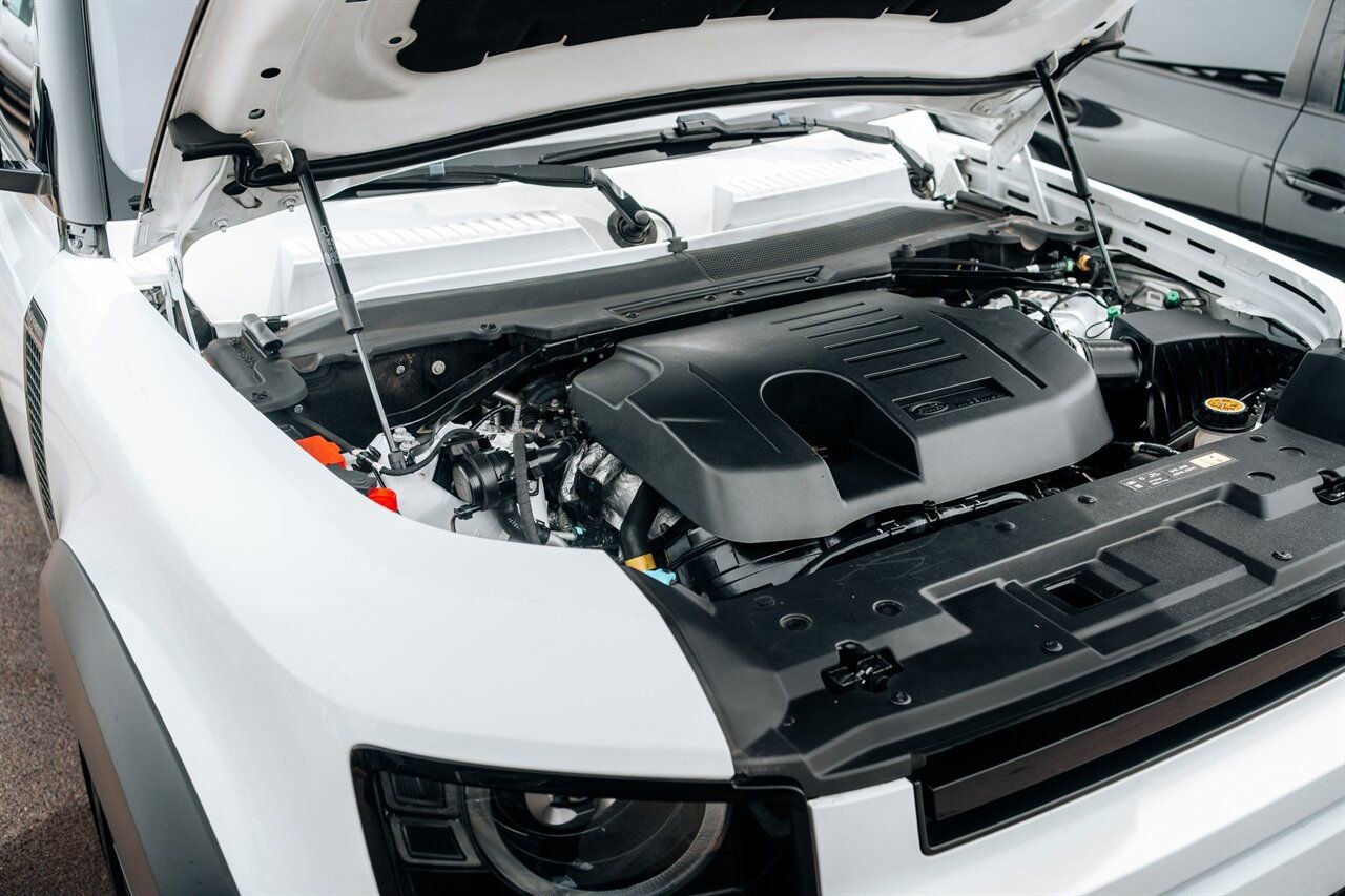 Used 2022 Land Rover Defender 110 X-Dynamic HSE image 56