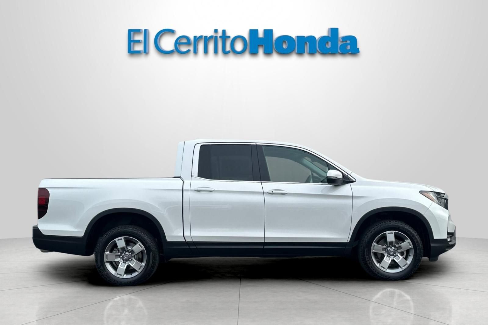 New 2026 Honda Ridgeline RTL image 2