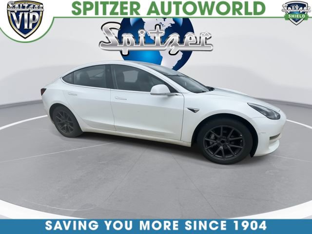 Used 2018 Tesla Model 3 Long Range RWD image 2
