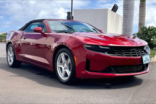 Used 2023 Chevrolet Camaro LT image 2
