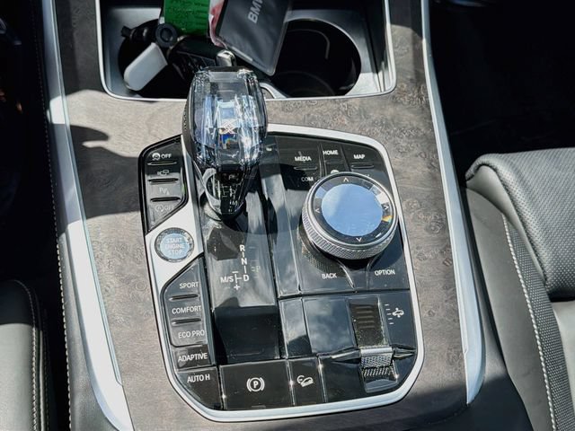 Used 2020 BMW X7 xDrive50i w/ Dynamic Handling Package AWD/4WD image 17