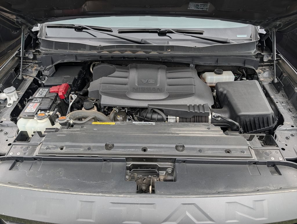 Used 2024 Nissan Titan PRO-4X w/ Pro-4x Convenience Package AWD/4WD image 35