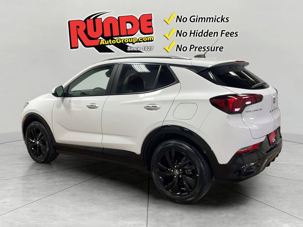Used 2024 Buick Encore GX Sport Touring w/ Comfort Package image 4