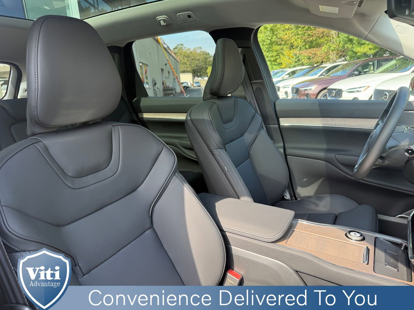 Used 2025 Volvo EX90 Ultra image 31