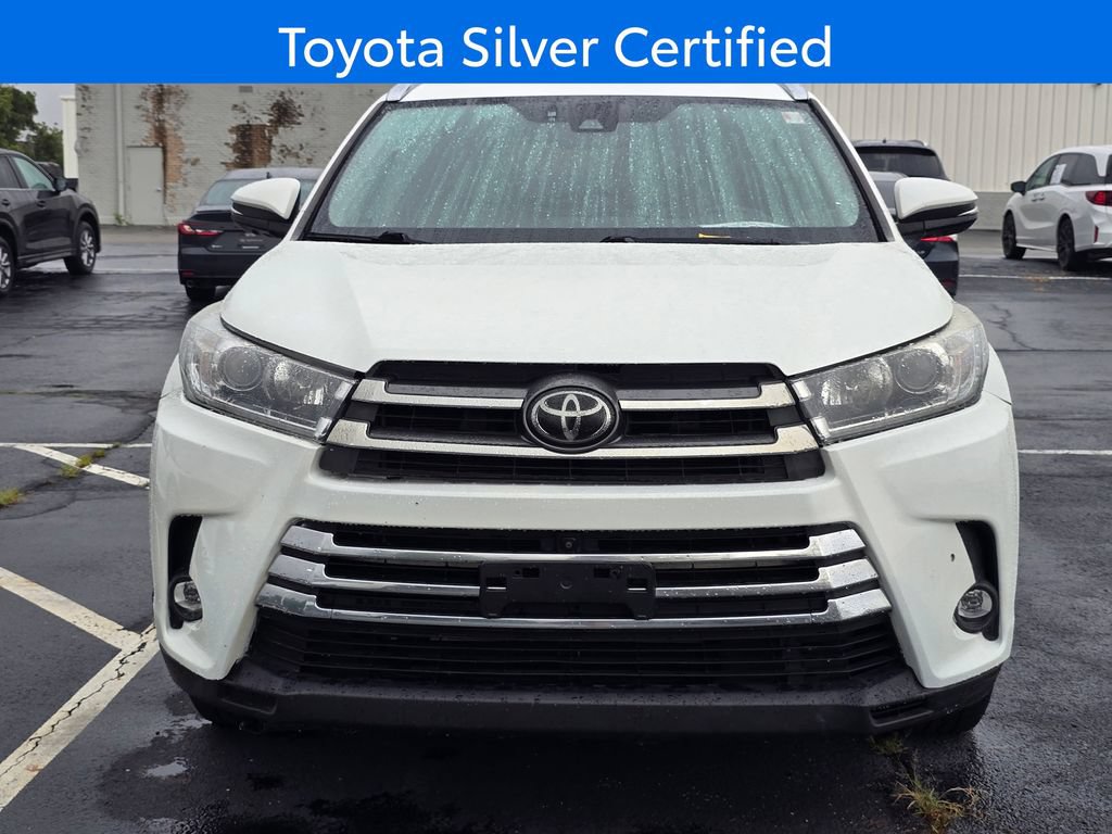 Used 2019 Toyota Highlander Limited Platinum AWD/4WD image 2
