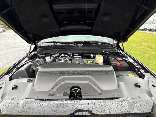 New 2026 RAM 2500 Tradesman w/ Safety Group AWD/4WD image 30
