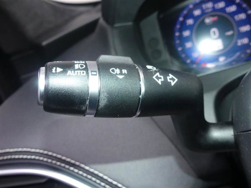 Used 2019 Jaguar F-PACE SVR image 34