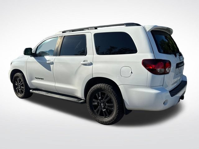 Used 2019 Toyota Sequoia TRD Sport w/ TRD Sport Premium Package AWD/4WD image 3