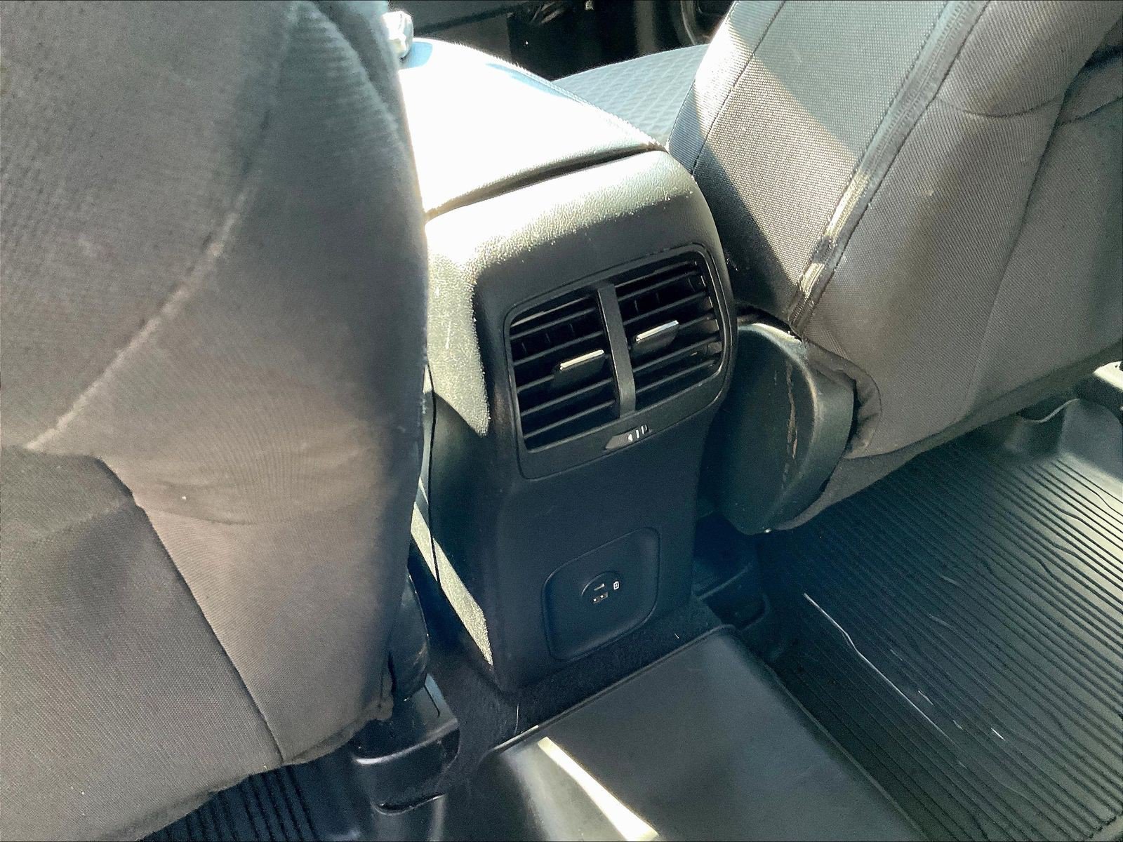 Used 2022 Ford Escape SE w/ Cold Weather Package AWD/4WD image 11