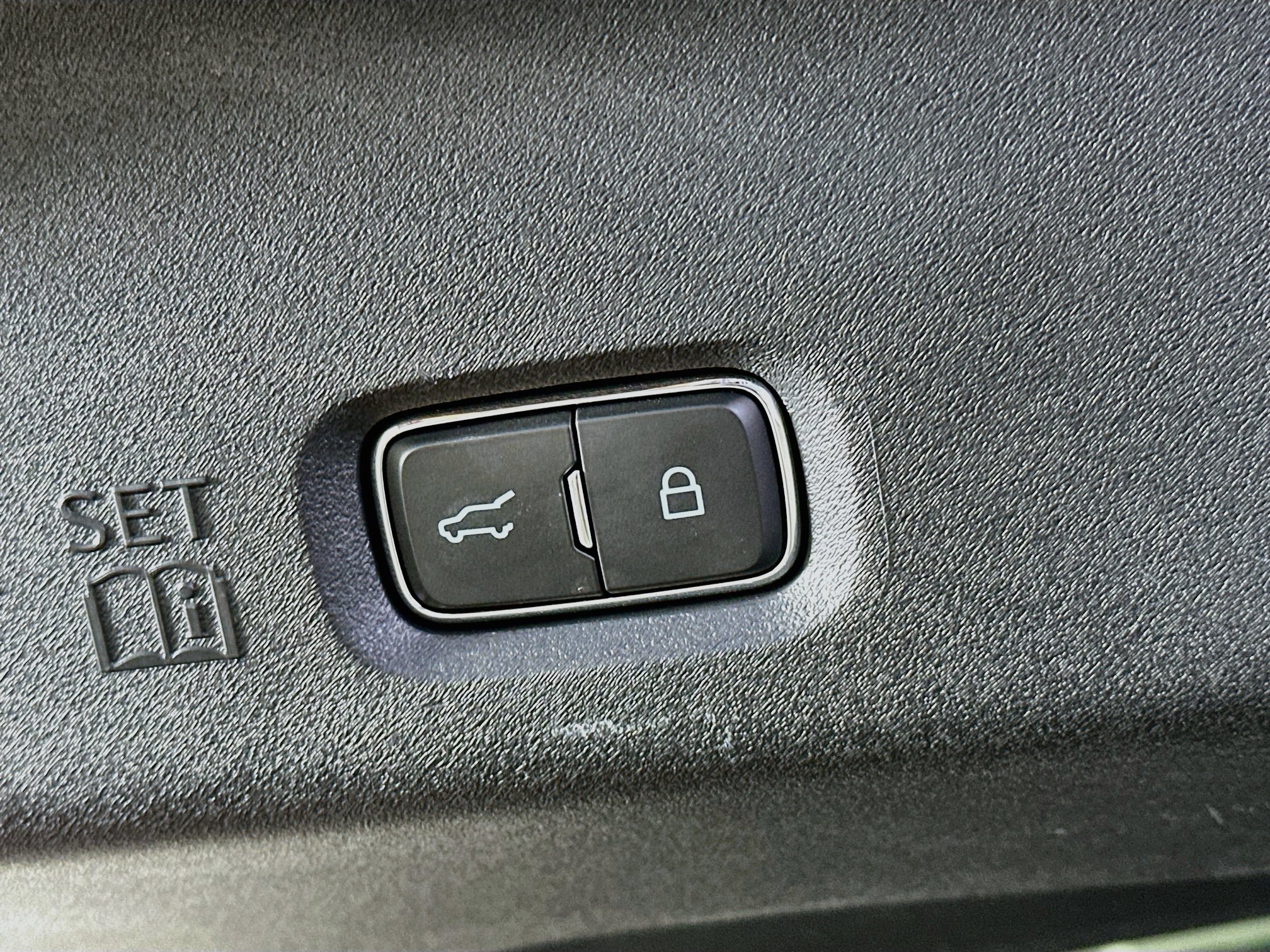 Used 2025 Ford Expedition Max Active AWD/4WD image 32