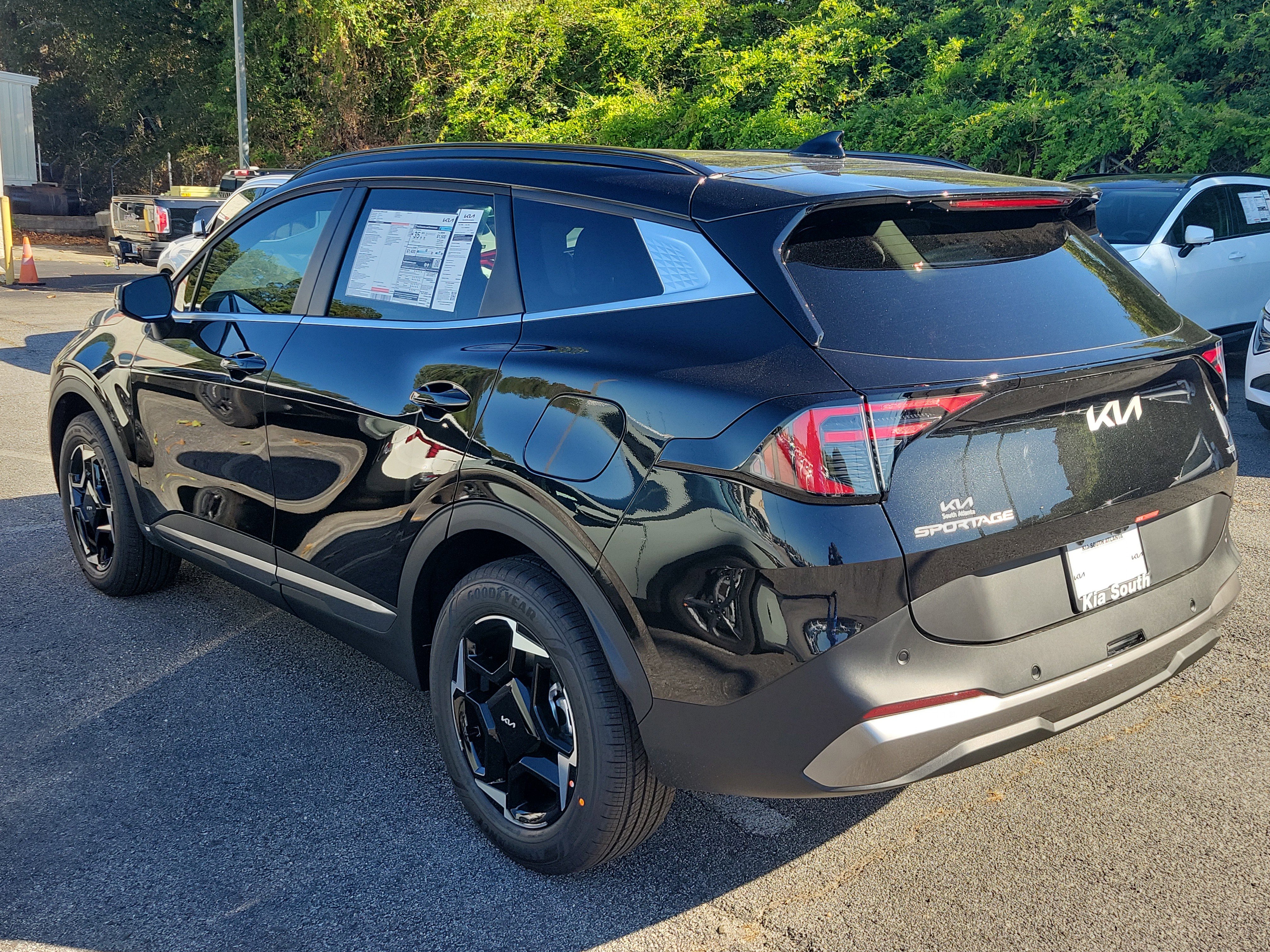 New 2026 Kia Sportage EX image 4
