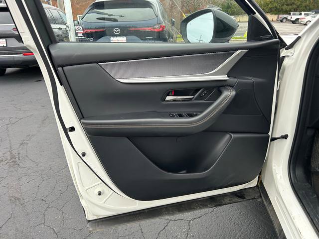 Certified 2025 MAZDA CX-70 Plug-In Hybrid w/ Premium Pkg image 9