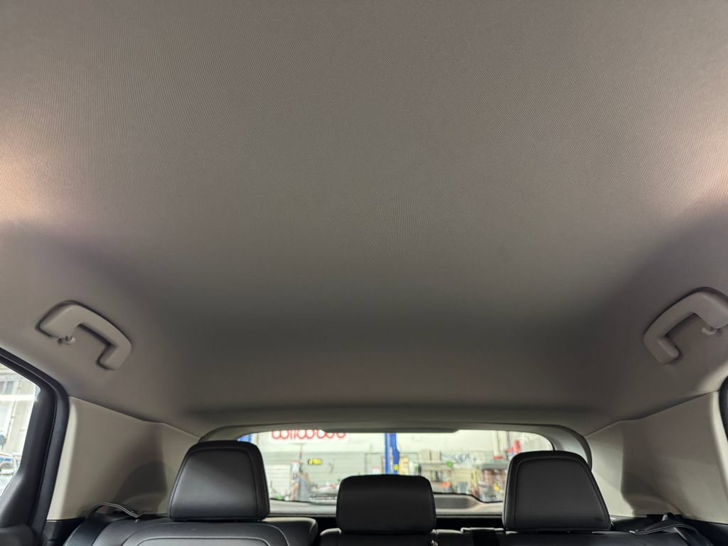 Used 2023 Nissan Ariya FWD image 24