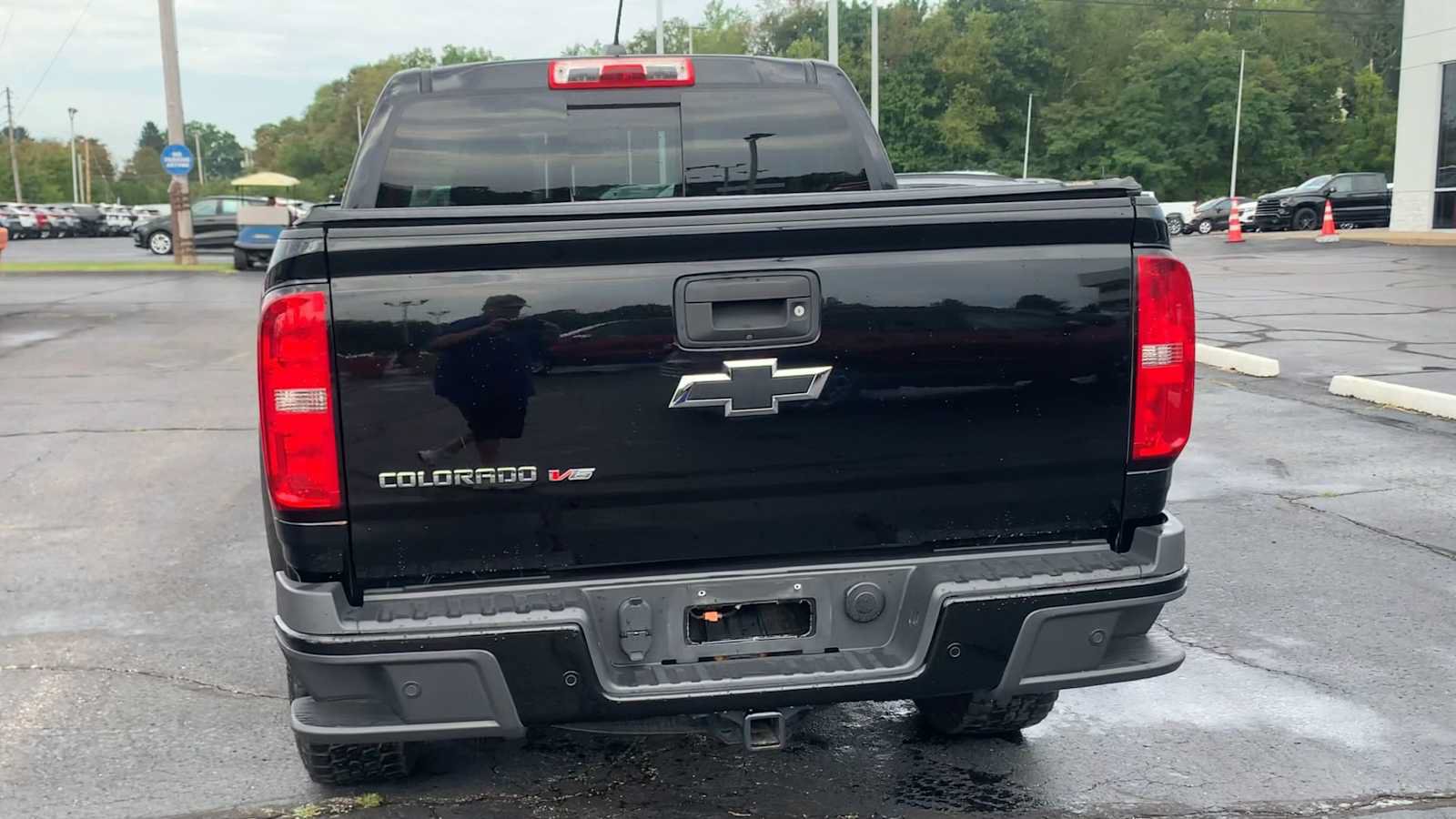 Used 2019 Chevrolet Colorado Z71 w/ Z71 Midnight Edition AWD/4WD image 7