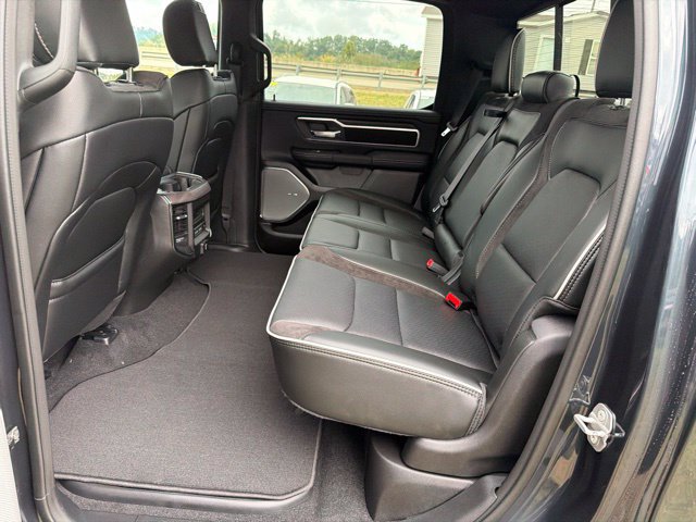 New 2027 RAM 1500 Laramie AWD/4WD image 23