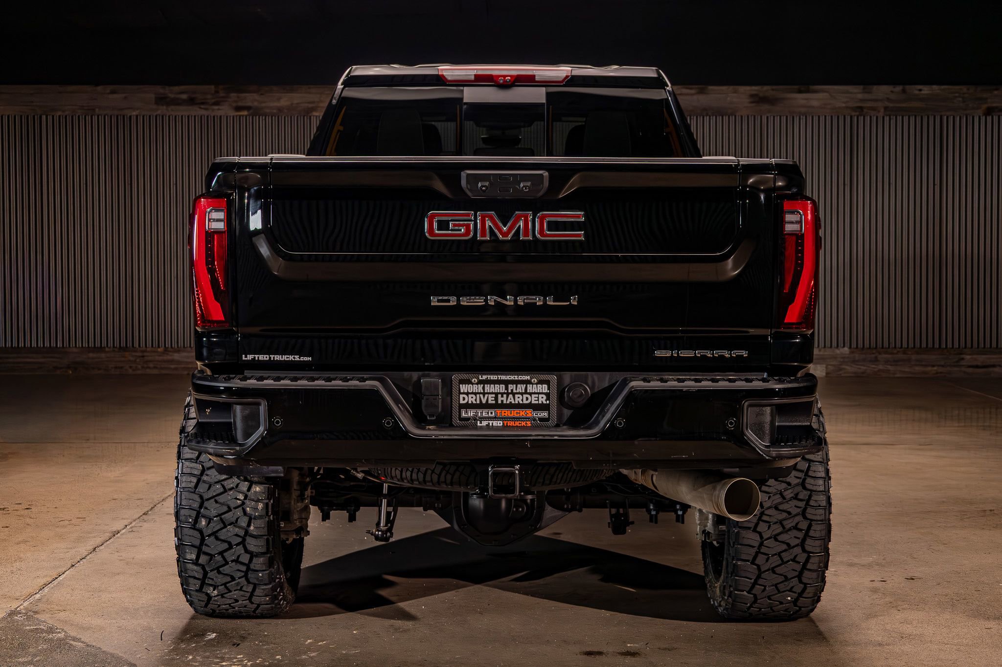 Used 2025 GMC Sierra 2500 Denali w/ Denali Reserve Package image 8