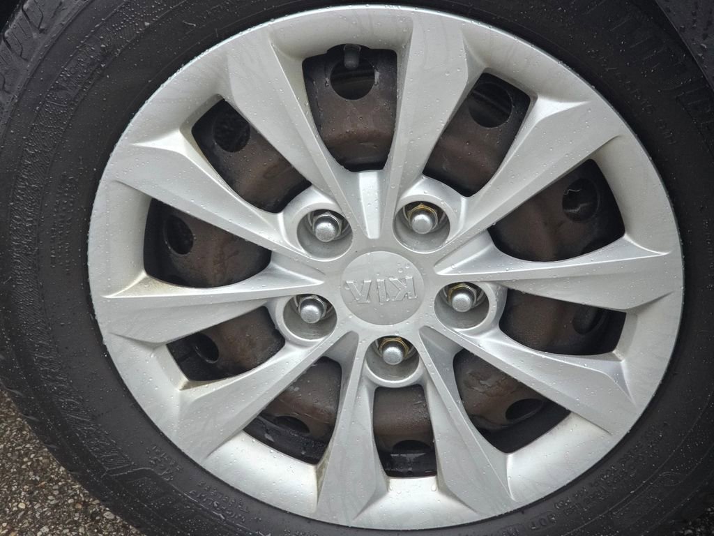 Used 2020 Kia Forte Sedan image 7