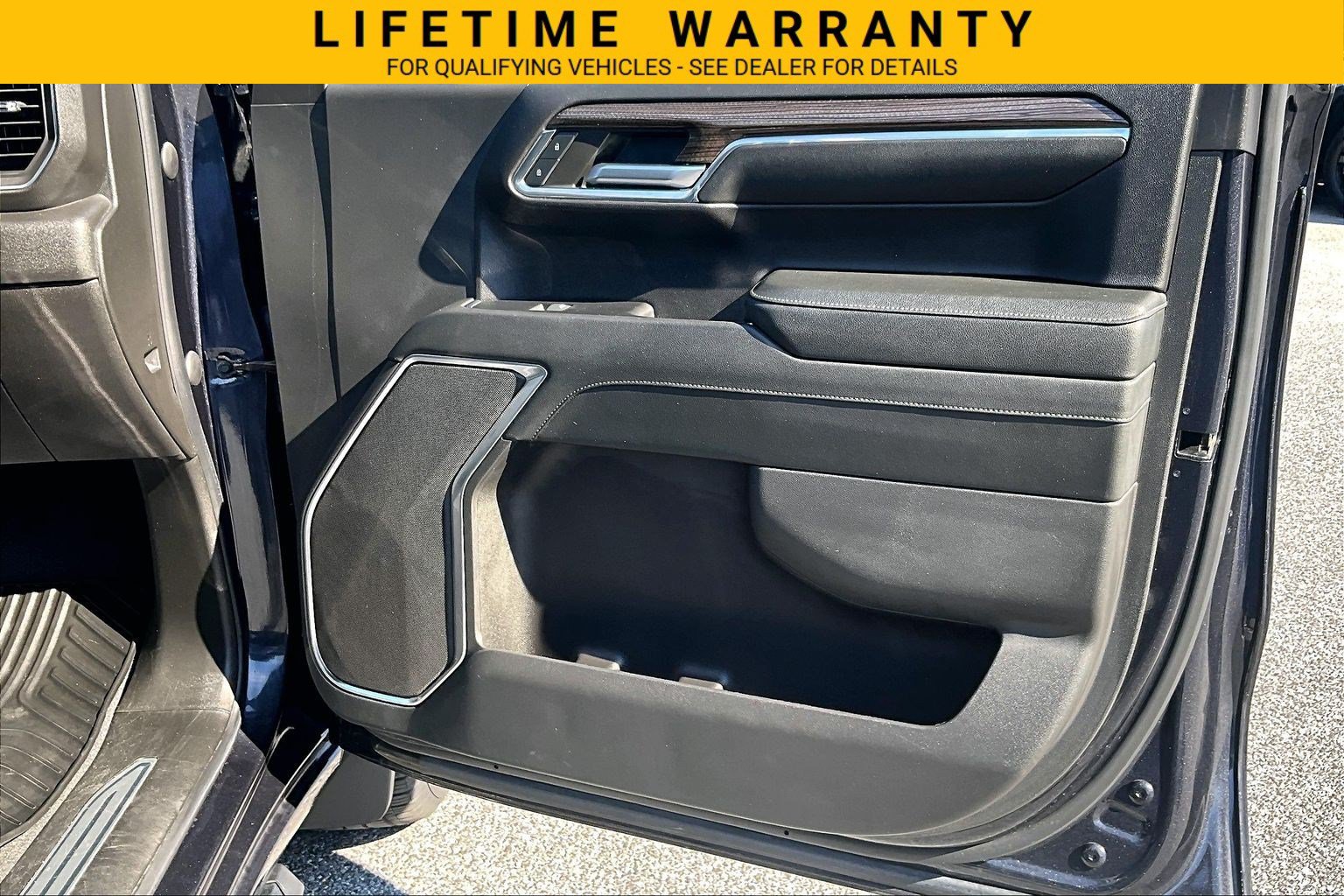 Certified 2024 Chevrolet Silverado 1500 RST w/ LPO, Dark Essentials Package AWD/4WD image 20