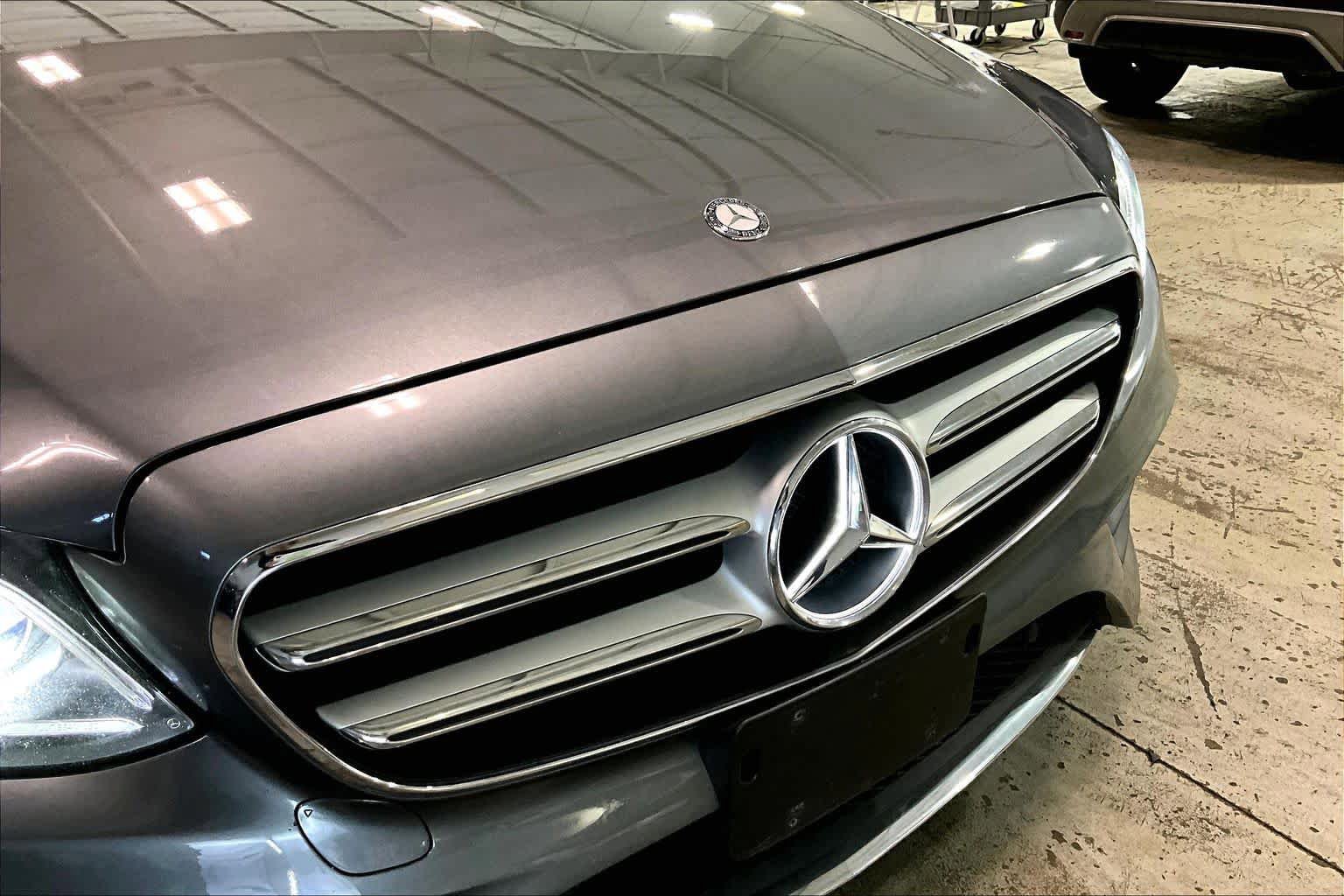 Used 2017 Mercedes-Benz E 300 4MATIC image 29
