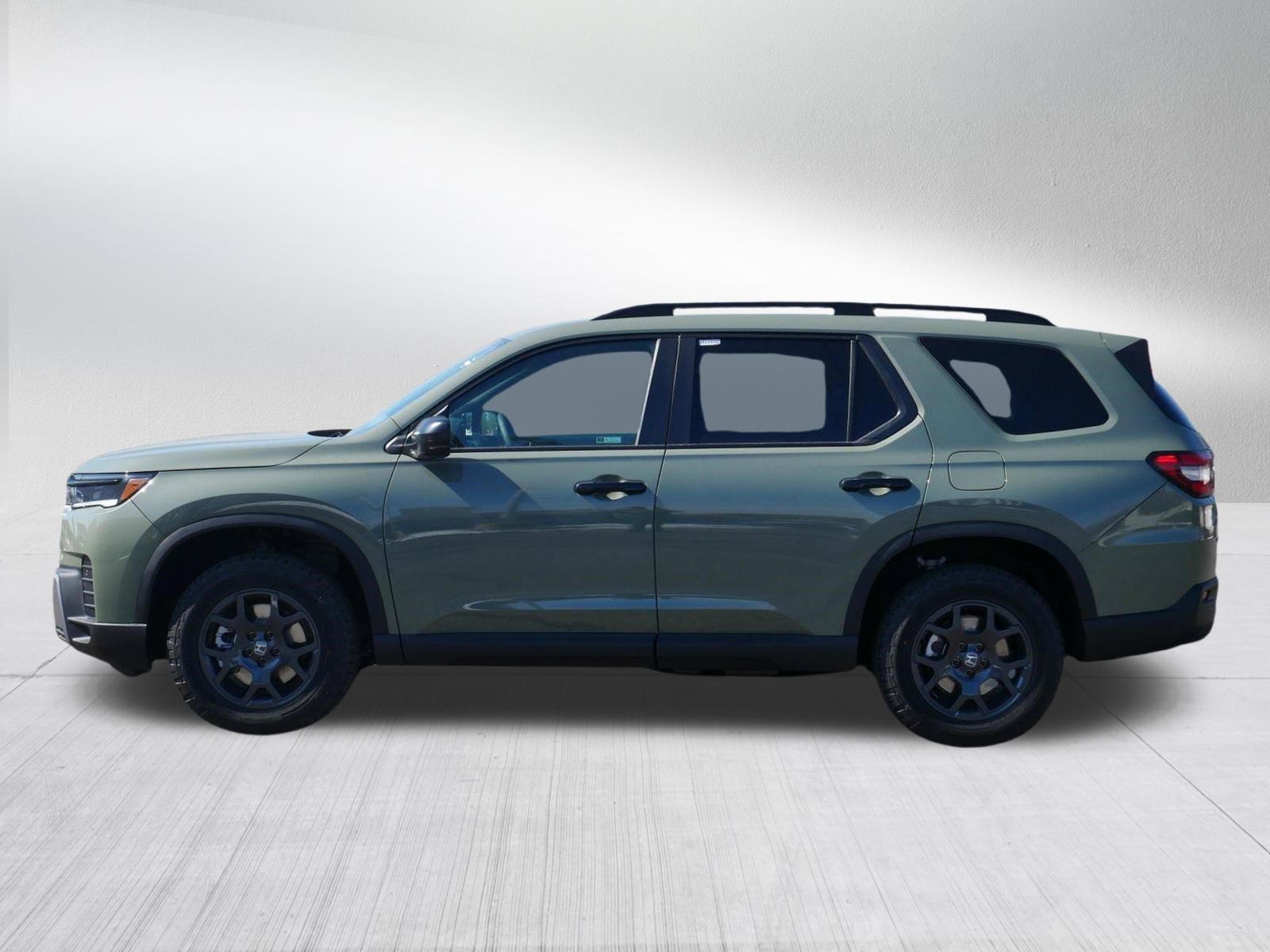 New 2026 Honda Pilot TrailSport image 4