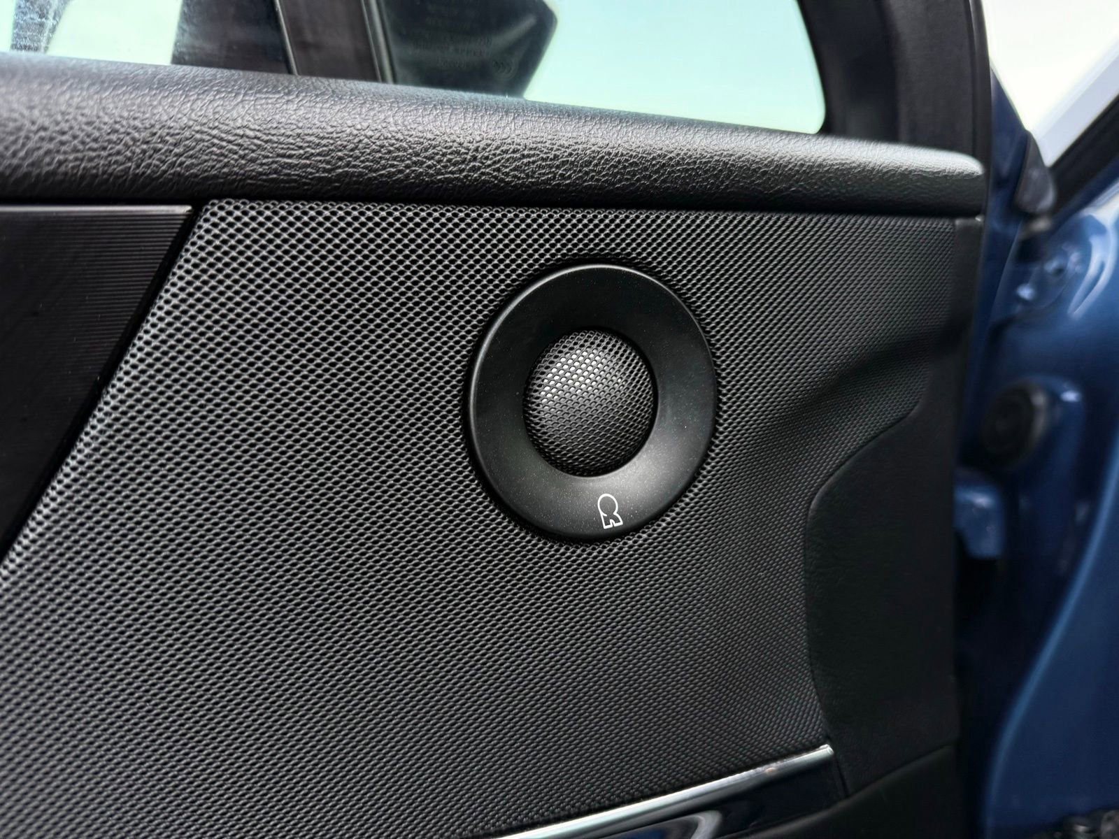 Used 2020 Lincoln Corsair Reserve image 19