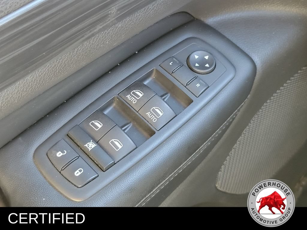 Used 2020 Jeep Grand Cherokee Altitude RWD image 29