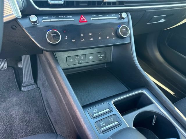 Used 2024 Hyundai Sonata SEL FWD image 12