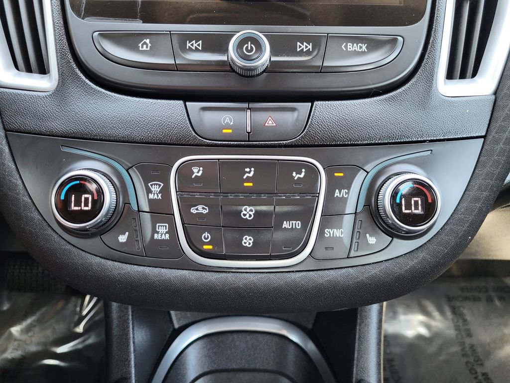 Used 2024 Chevrolet Malibu LT FWD image 15