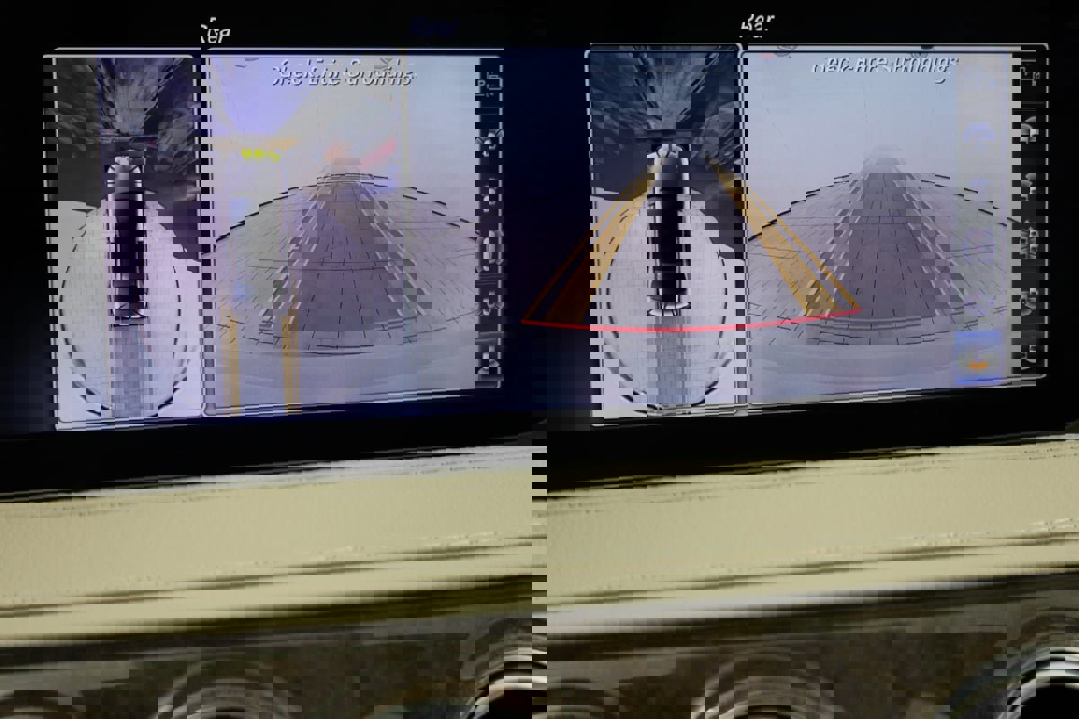 Used 2020 Mercedes-Benz S 560 4MATIC Sedan image 7