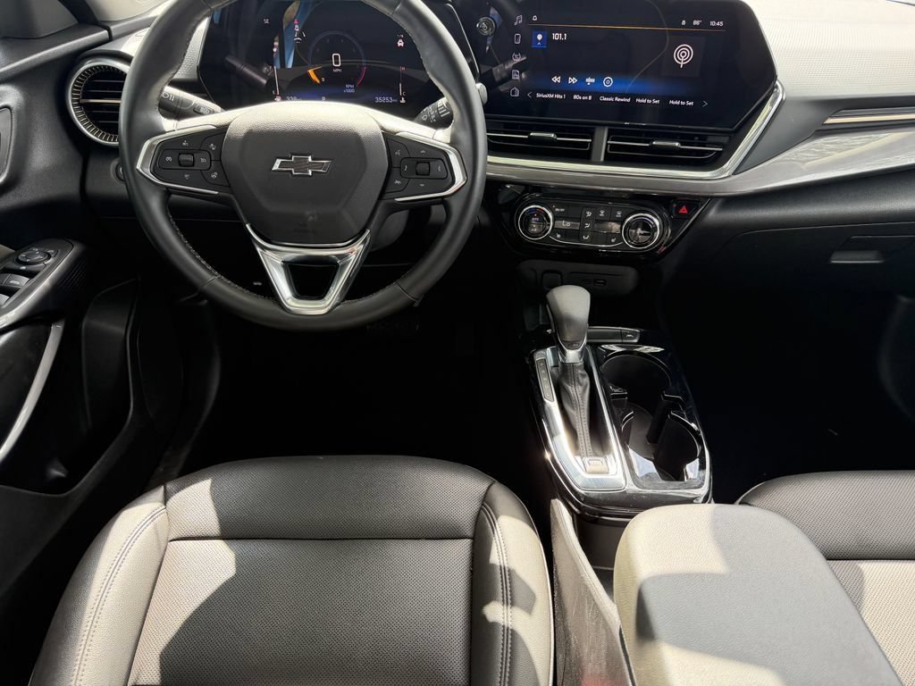 Used 2025 Chevrolet Trax ACTIV w/ Driver Confidence Package FWD image 15