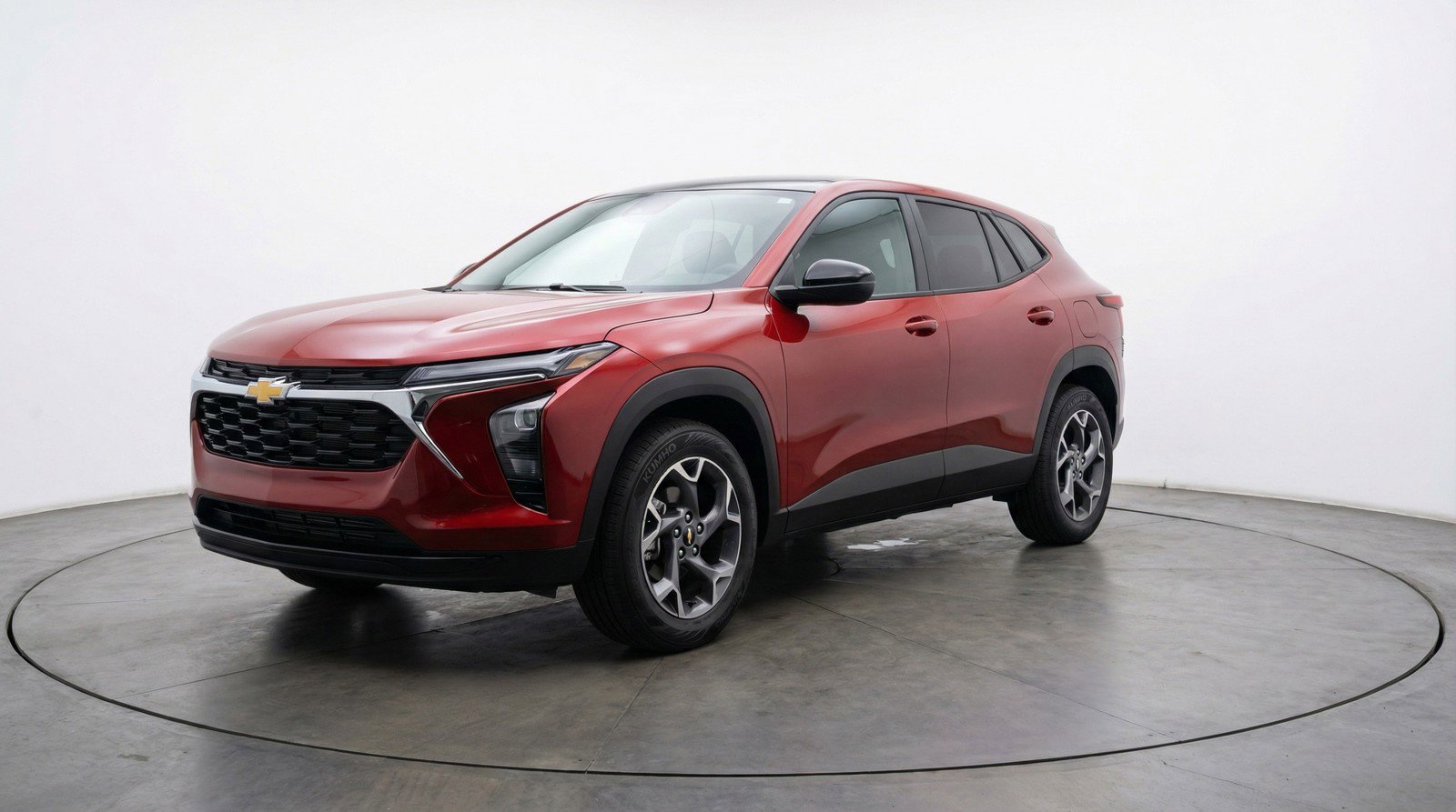 Used 2025 Chevrolet Trax LT image 3