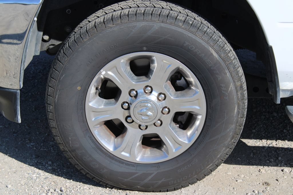 Used 2024 RAM 2500 Big Horn AWD/4WD image 8