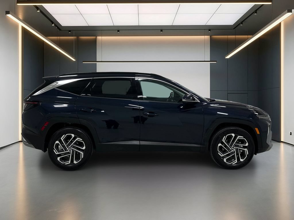 Certified 2026 Hyundai Tucson Limited AWD/4WD image 8