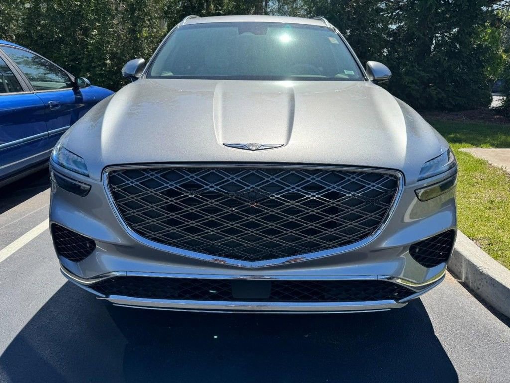 Certified 2026 Genesis GV70 2.5T Advanced AWD/4WD image 2