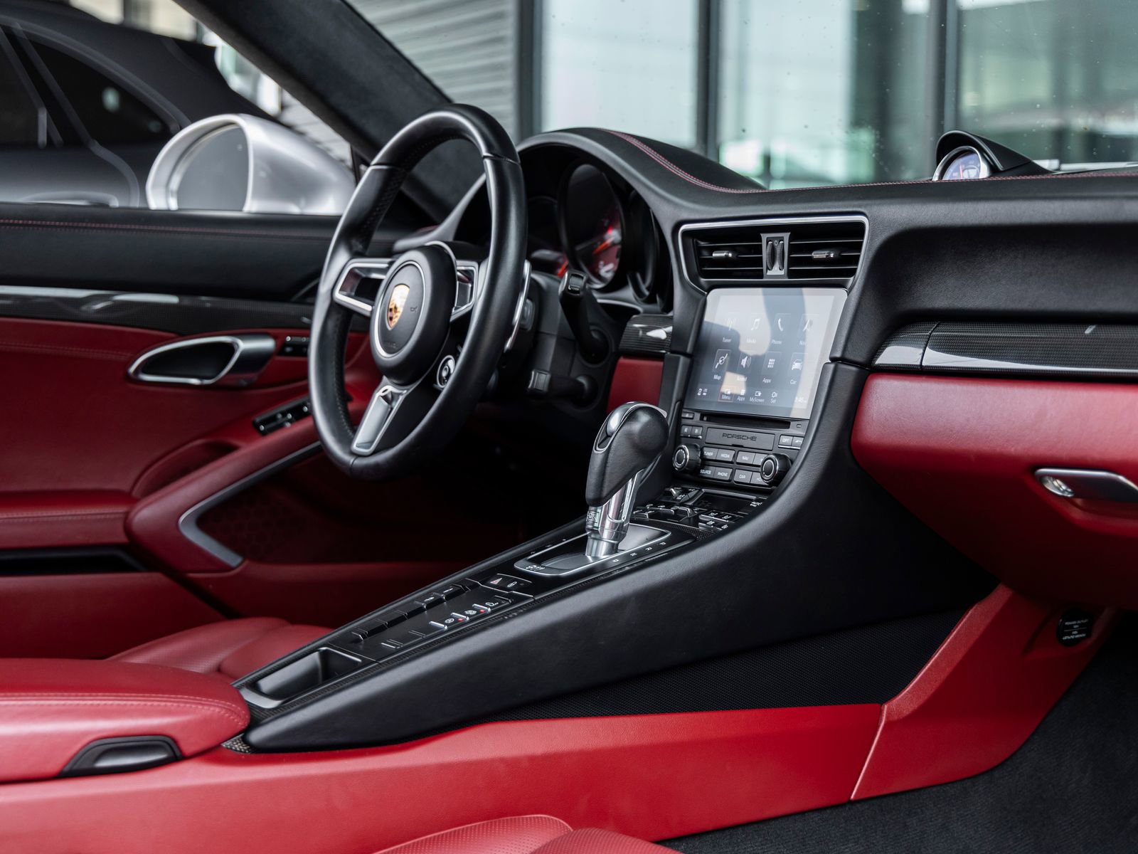 Certified 2018 Porsche 911 Carrera 4S AWD/4WD image 37