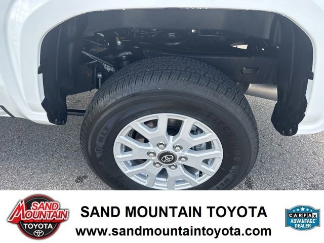 Used 2026 Toyota Tacoma SR5 AWD/4WD image 12