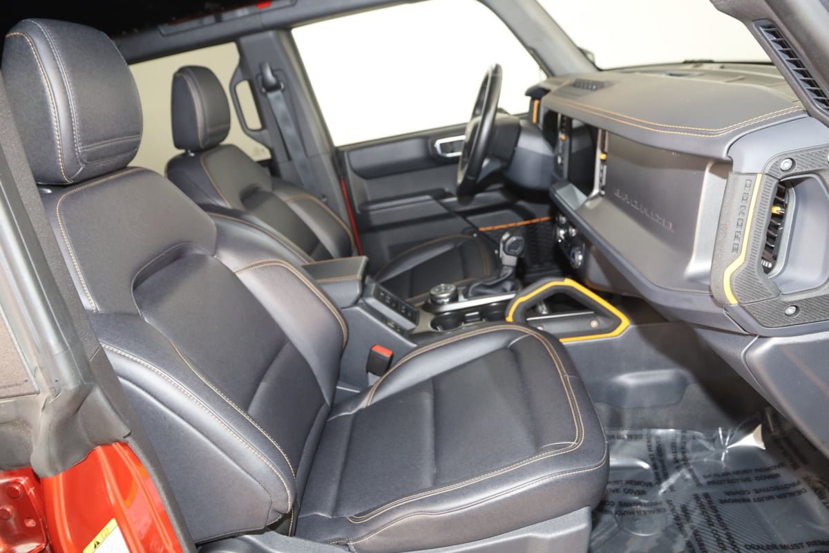 Used 2024 Ford Bronco Badlands AWD/4WD image 11